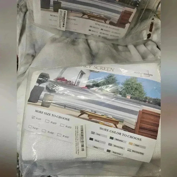 Privacy Screen - Picture 7 of 8